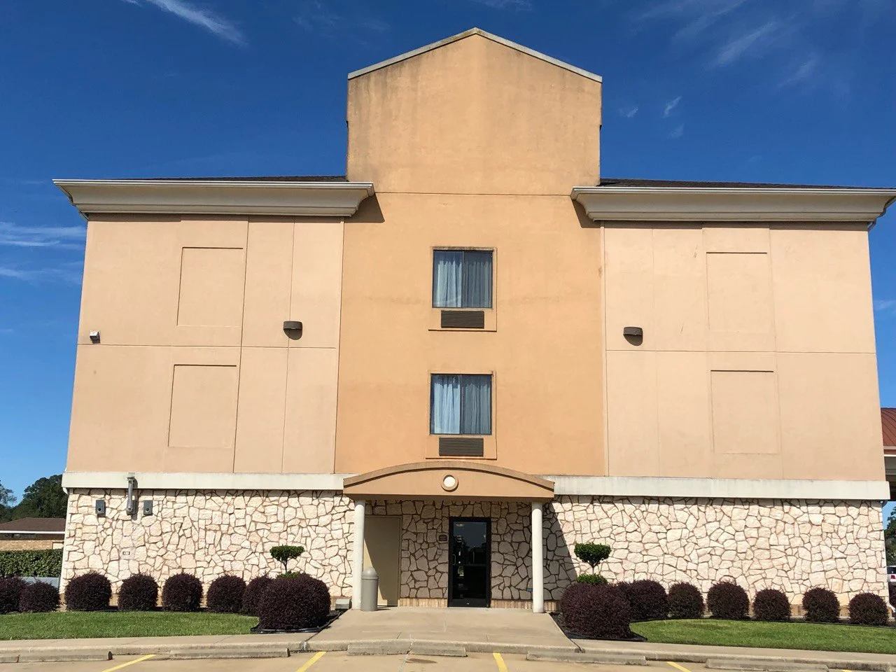 Holiday Inn Express 1